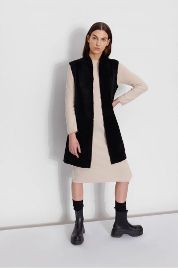 Wool and Shearling Crombie Gilet in Black | Women | Gushlow & Cole