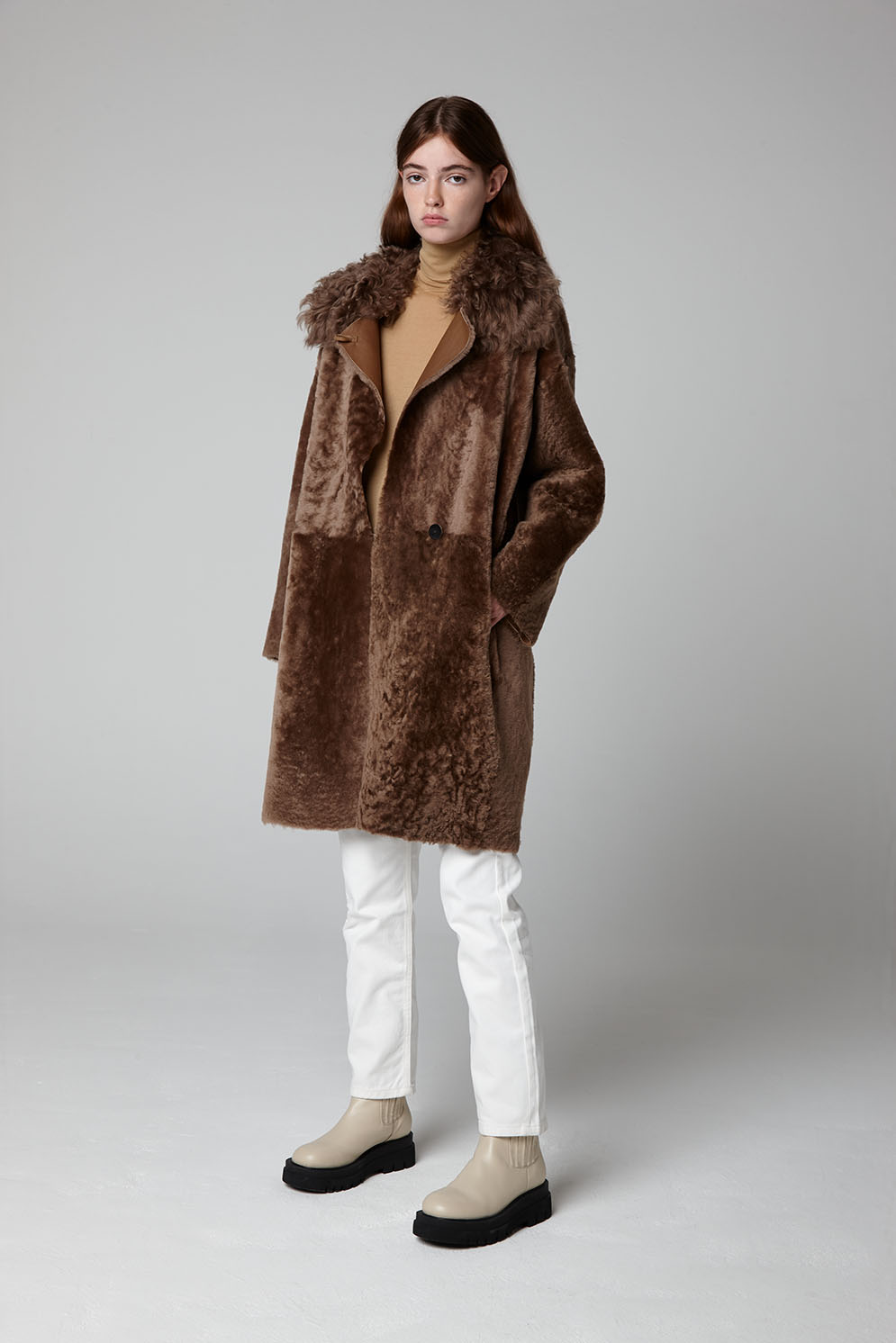 Camel Longline Shearling Taper Coat | Womens | Gushlow & Cole