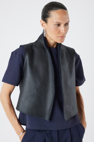 Graphite Black Short Shearling Gilet | Womens | Gushlow & Cole - model front crop