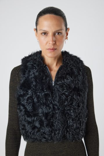 V Neck Black Cropped Shearling Gilet | Womens | Gushlow & Cole - crop gilet