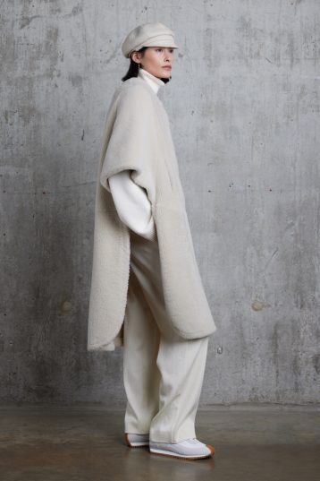 White Shearling Carnaby Cap | Women | Gushlow & Cole - model full length side