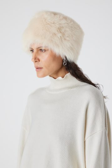 Cream Shearling Russian Hat | Womens | Gushlow & Cole- model wearing hat