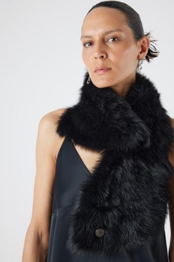 Baby Button Black Shearling Scarf | Womens | Gushlow & Cole-model with scarf buttoned and cropped